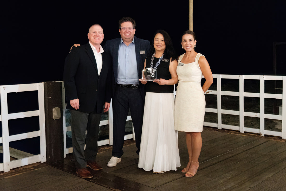 ACC Heavy Duty Receives the Coveted APEX Award from DTNA