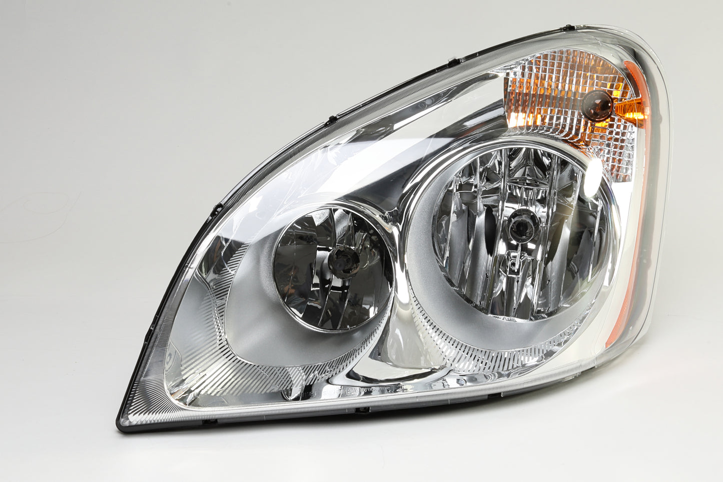 Driver Side, Chrome Housing, Halogen